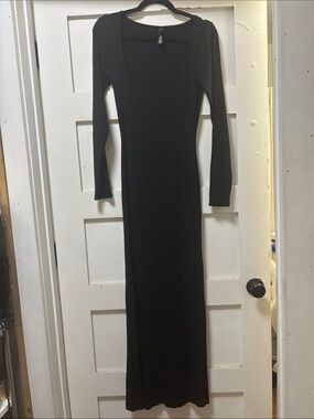 SKIMS Black Long-Sleeve Scoop-Neck Maxi Dress